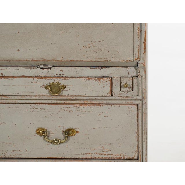 Baroque Danish Bureau in Walnut, 1710 For Sale - Image 9 of 11
