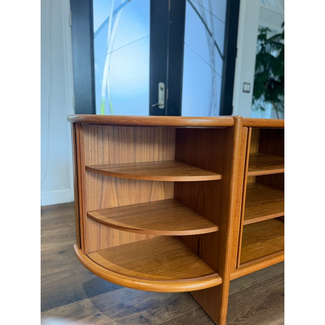Poul Hundevad 1970s Exceptional Poul Hundevad Danish Modern Teak Executive Credenza / Sideboard With Tambour Doors – 87.75" For Sale - Image 4 of 12