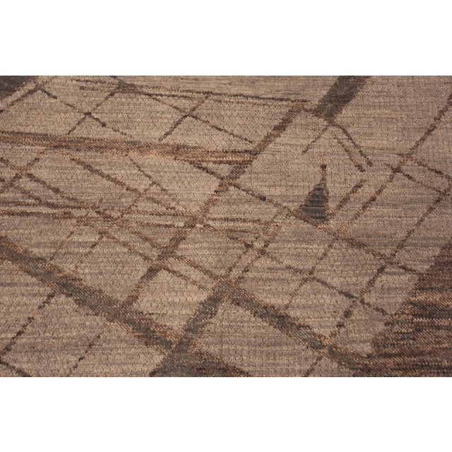 Modern Transitional Geometric Rug For Sale In New York - Image 6 of 6