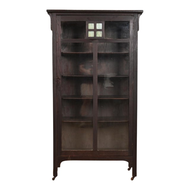 Stickley Brothers Style Antique Mission Oak Arts & Crafts Bookcase Cabinet With Stained Glass, Circa 1900 For Sale