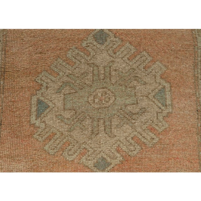 Turkish Mini Rug Oriental Hand Knotted Vintage Rug 1'8" x 3'2 #21293 For Sale - Image 4 of 8