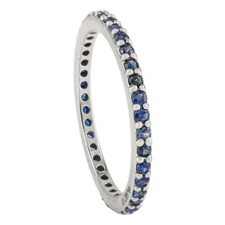 14k White Gold Round Blue Sapphire Eternity Band Ring Size 7 Dainty Fine Jewelry For Sale