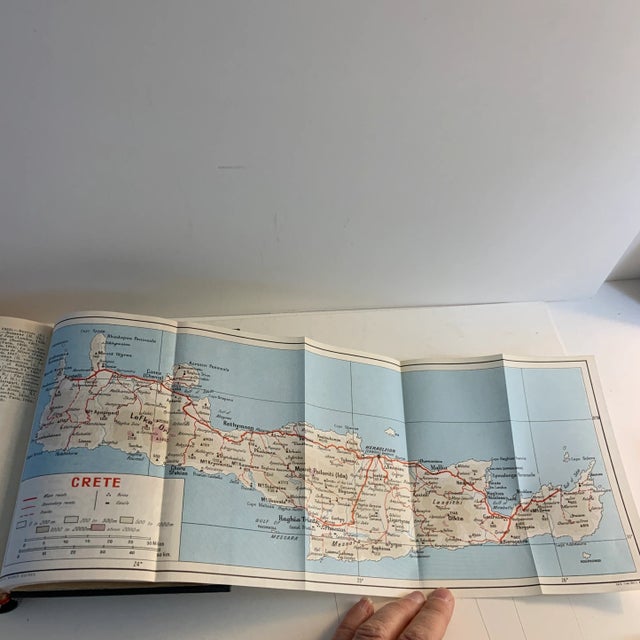 1960s Hachette World Guides Morocco and Greece Books - Set of 2 For Sale - Image 11 of 13