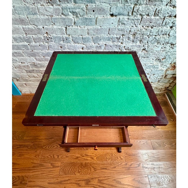 1900 - 1909 J. D. Vickery Mahogany Campaign Games Table For Sale - Image 5 of 5