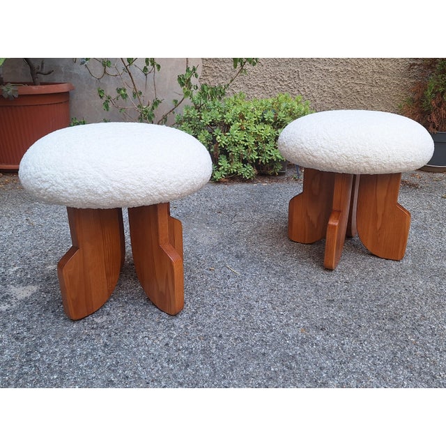 Modern Poufs in Light Wood and White Dedar Boucle Fabric from Artigianato Italiano, Set of 2 For Sale - Image 6 of 6