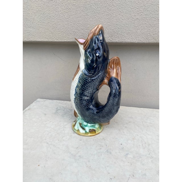 English Victorian Majolica fish pitcher circa 1880. H / 9.8 inches.
