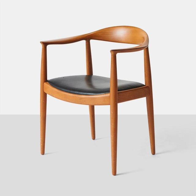 1950s Pair of Original Oak “The Chair” Armchairs by Hans Wegner For Sale - Image 5 of 8