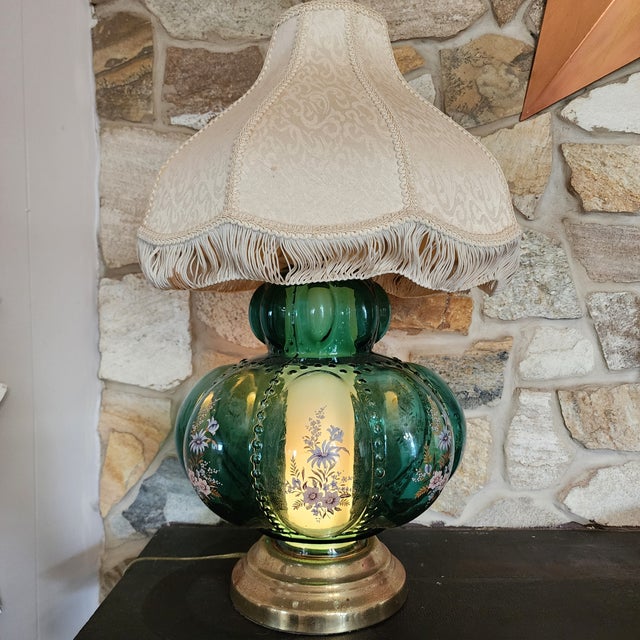 Rare 1940s Emerald Green GWTW Lamp Hand Painted Enamel Dual Light Pristine For Sale - Image 10 of 18