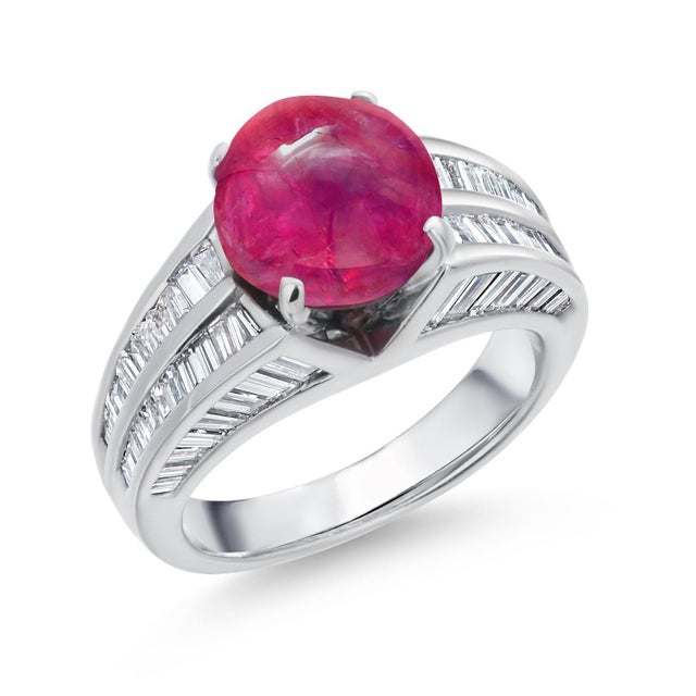 Modern Gia Certified No Indication of Heating Burma Cabochon Ruby Diamond Platinum Ring, Size 5 For Sale - Image 3 of 9