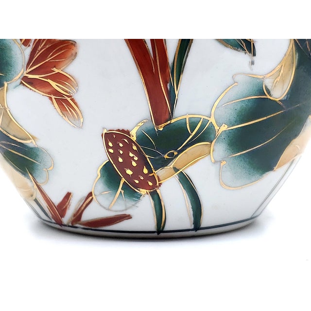 Vintage Chinese Porcelain Ginger Jar With Hummingbird For Sale - Image 9 of 12