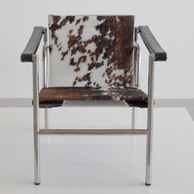 LC1 Armchair by Le Corbusier, P. Jeanneret and C. Perriand for Cassina, 1960s For Sale - Image 10 of 10