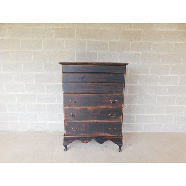 Primitive Shaker Style Paint Distressed New England Blanket Chest by Ezra G 2pc For Sale In Philadelphia - Image 6 of 12