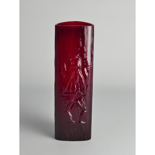 Swedish Red Devil Triangular Glass Vase by Christer Sjögren for Lindshammar, 1960s For Sale - Image 3 of 16