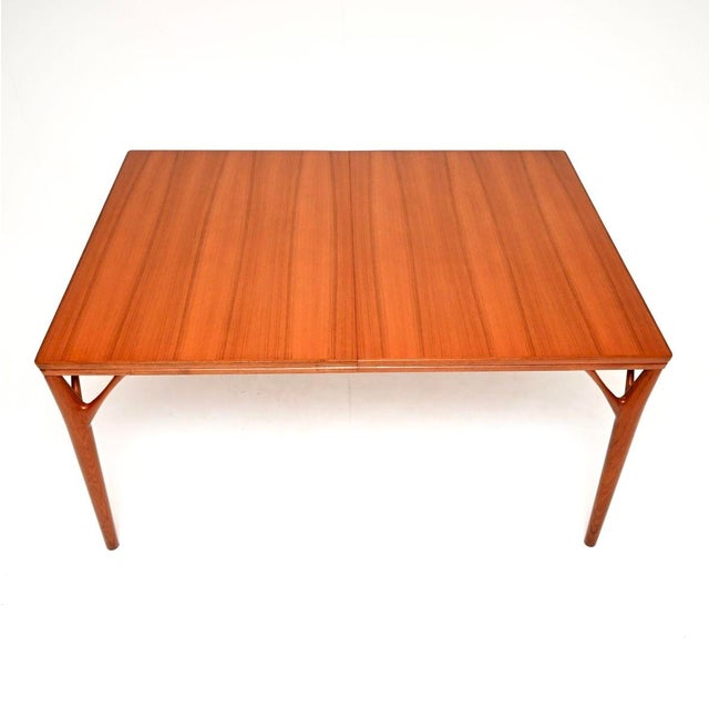 1960s Vintage Danish Teak Dining Table by Willy Sigh for H. Sigh & Søns Møbelfabrik, 1960 For Sale - Image 5 of 11