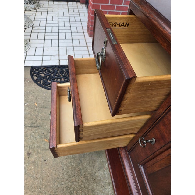 1980s Traditional Mahogany Sideboard For Sale - Image 9 of 14