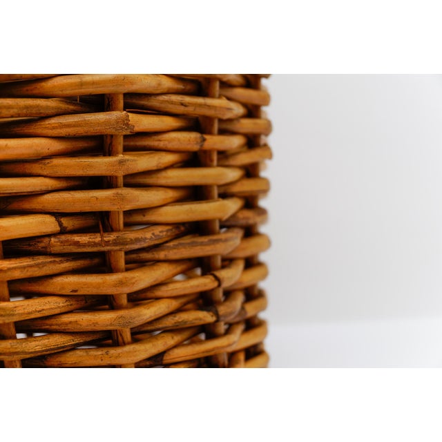 Wood Mid-Century Modern Rattan Basket, Italy, 1960s For Sale - Image 7 of 10