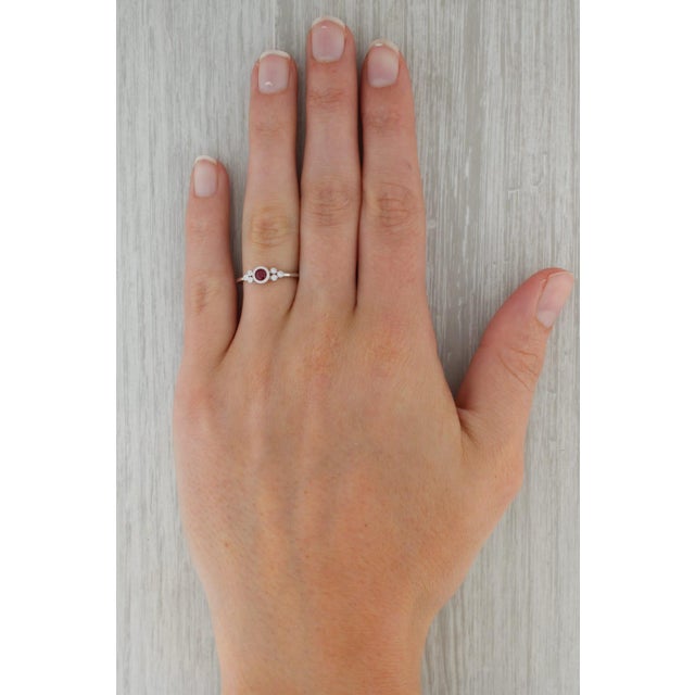White New 0.29ctw Ruby Diamond Ring 14k White Gold Size 6.5 Engagement For Sale - Image 8 of 8