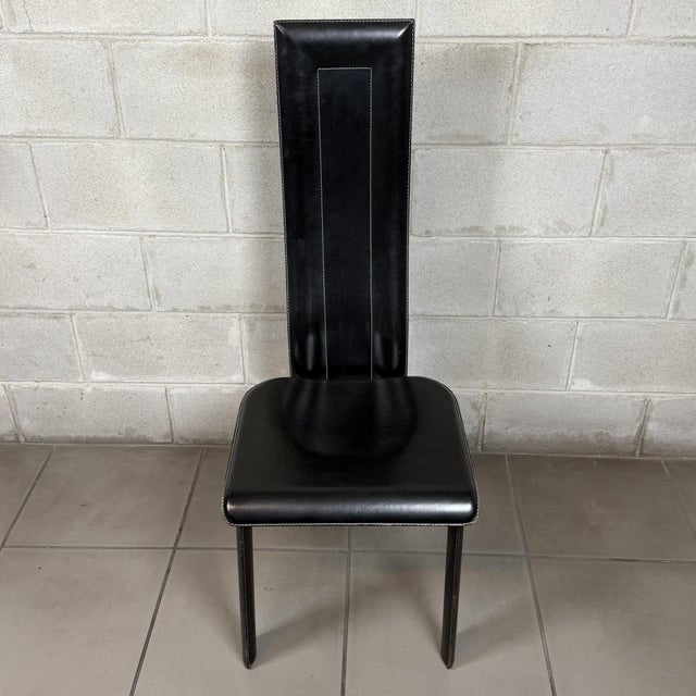 We offer for sale an excellent Italian-design chair, produced by the prestigious Cattelan Italia. This is the famous...