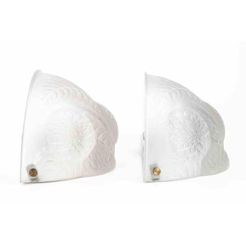 Frosted Glass Dahlia Sconces by René Lalique, 1921, Set of 2 For Sale - Image 4 of 6