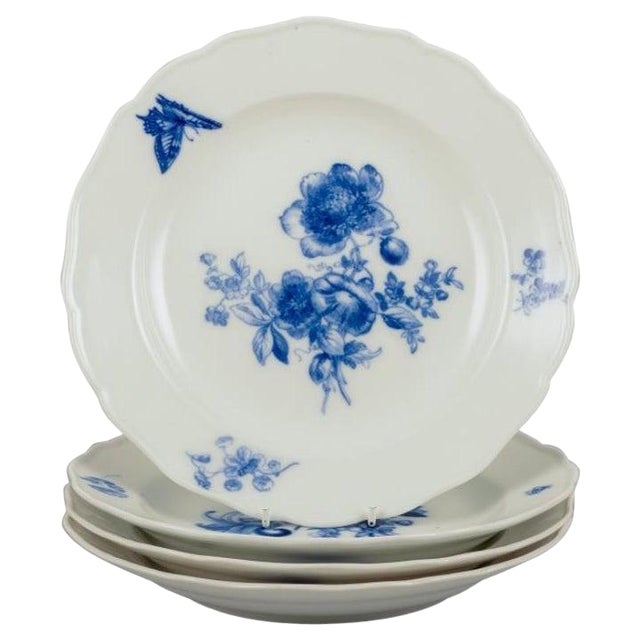 Vintage German Dinner Plates in Porcelain from Meissen, 1920s, Set of 4 For Sale