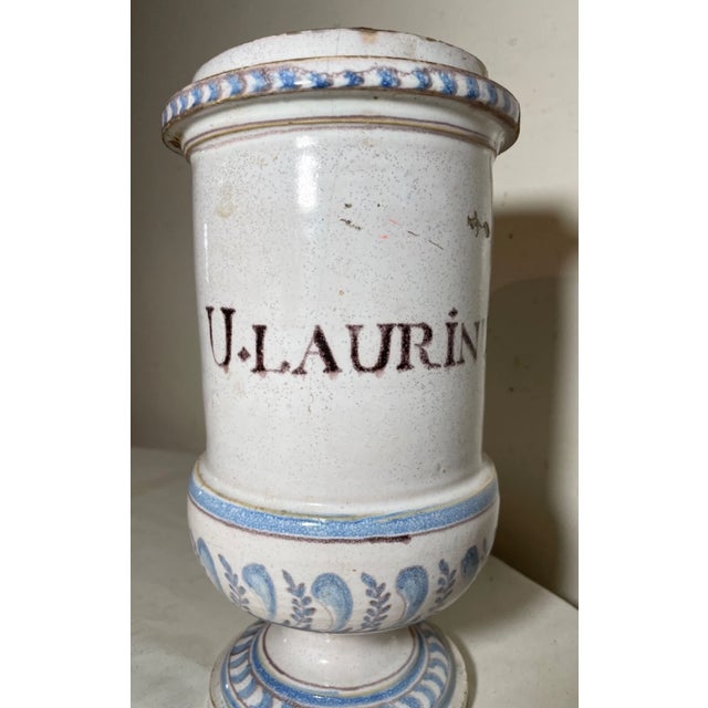 Rare Antique 18th Century Handmade U Laurinum Apothecary Pottery Drug Store Jar For Sale - Image 4 of 15