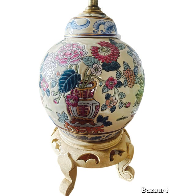 Japanese Vintage Chinoiserie Famille Rose Porcelain Ginger Jar Table Lamp - Model 0253 For Sale - Image 3 of 4