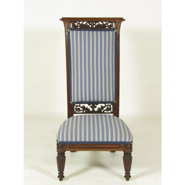 French 18th Century Antique French Louis XVI Slipper Chair For Sale - Image 3 of 8