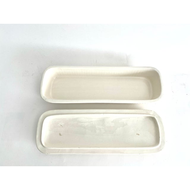 Vintage El Camino California Pottery White Ceramic Embossed Fish Casserole For Sale In Los Angeles - Image 6 of 6