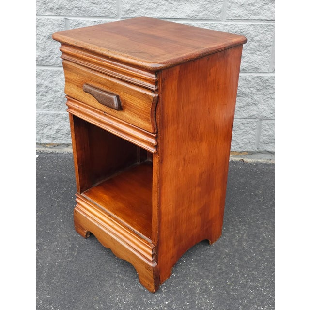 Wood Early 20th Century Victorian Single Drawer Mahogany BedSide Table For Sale - Image 7 of 9