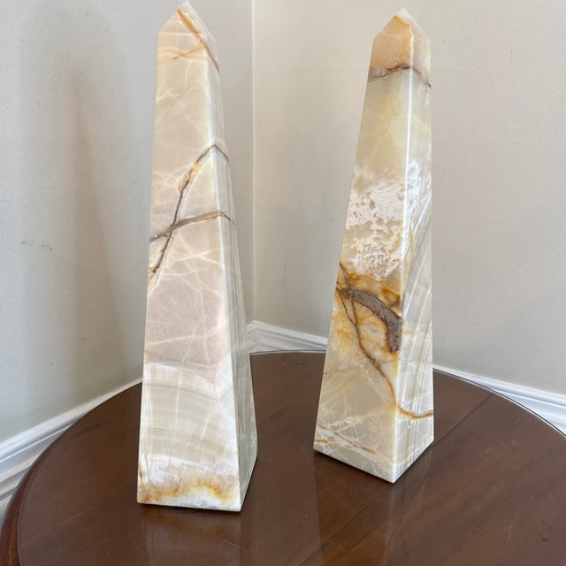 Gemstone Vintage Pair of Carved Onyx Obelisks- a Pair For Sale - Image 7 of 9