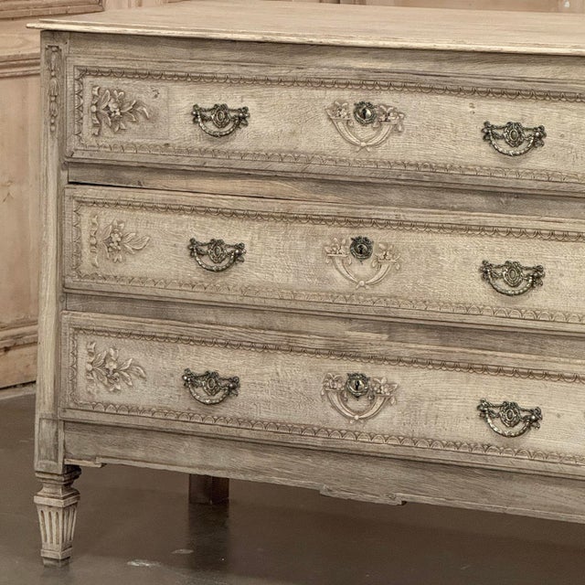 18th Century Liégeois Country French Louis XVI Stripped Commode For Sale - Image 9 of 18