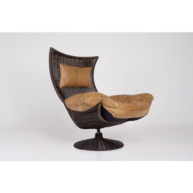 Swivel Armchair in Rattan and Leather from Gerard Van Den Berg, 1970s For Sale - Image 4 of 16