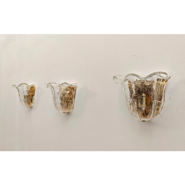 Mid-Century Modern Vintage Italian Wall Lamps in Murano Glass and Gold Metal from La Murrina, 1970s, Set of 3 For Sale - Image 3 of 12