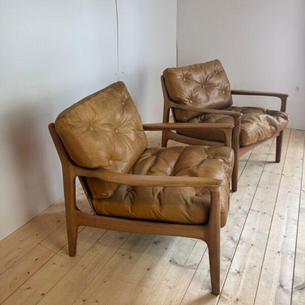 Vintage Leather Lounge Chairs, Set of 2 For Sale - Image 6 of 7