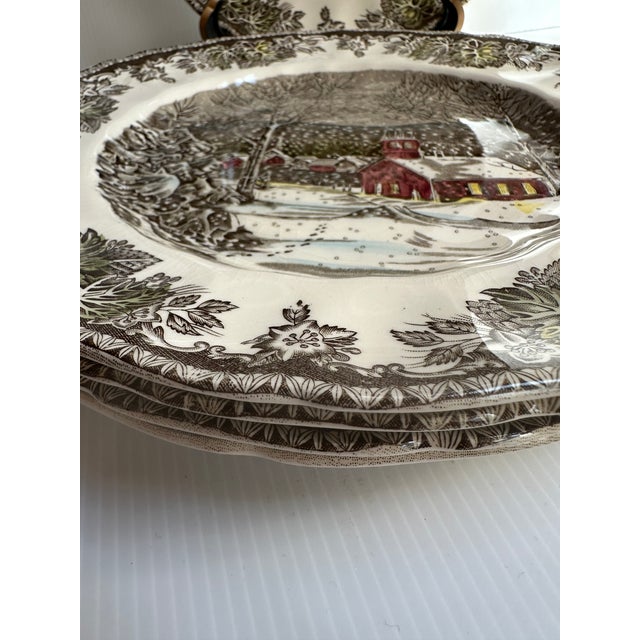 Johnson Brothers Vintage 1950s Johnson Bros England "The Ice House" 9.75" Diameter Dinner Plates - Set of 5 For Sale - Image 4 of 13