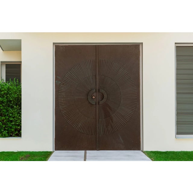 Billy Joe McCarroll and David Gillespie Bronze Brutalist Heroic Sunburst Doors 1970's For Sale - Image 9 of 12
