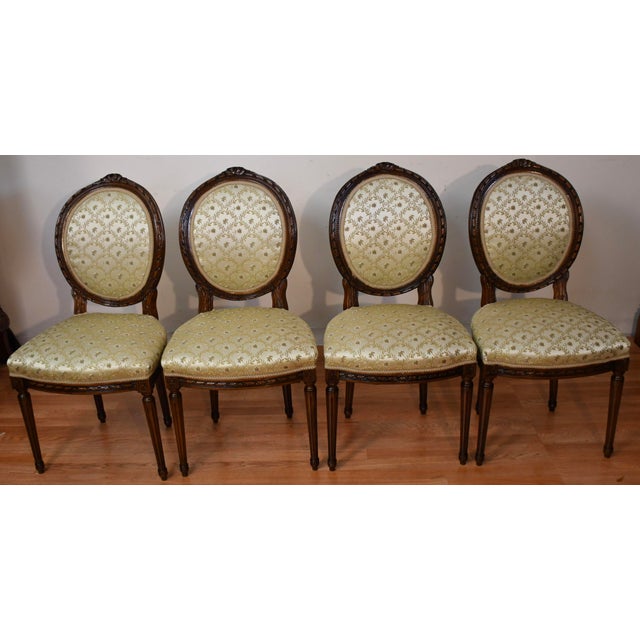 1930s French Louis XV Carved Walnut Set of 6 Dining Room Chairs / 2 Arm & 4 Side For Sale - Image 12 of 18