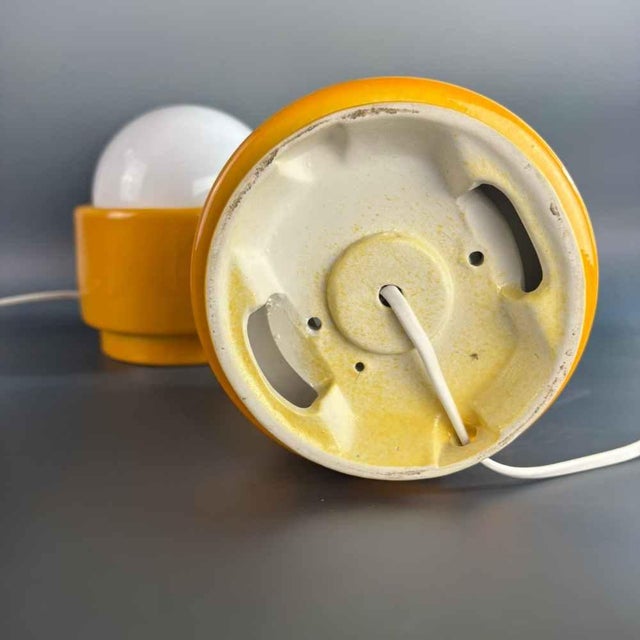 1970s Yellow Pop Art Ceramic Table Lamps by Traudl Brunnquell, 1977, Set of 2 For Sale - Image 5 of 12
