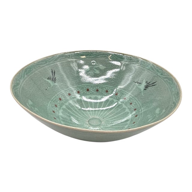 Japanese Celadon Pottery Bowl With Cranes and Lotus Motif in Original Signed Box For Sale - Image 4 of 10