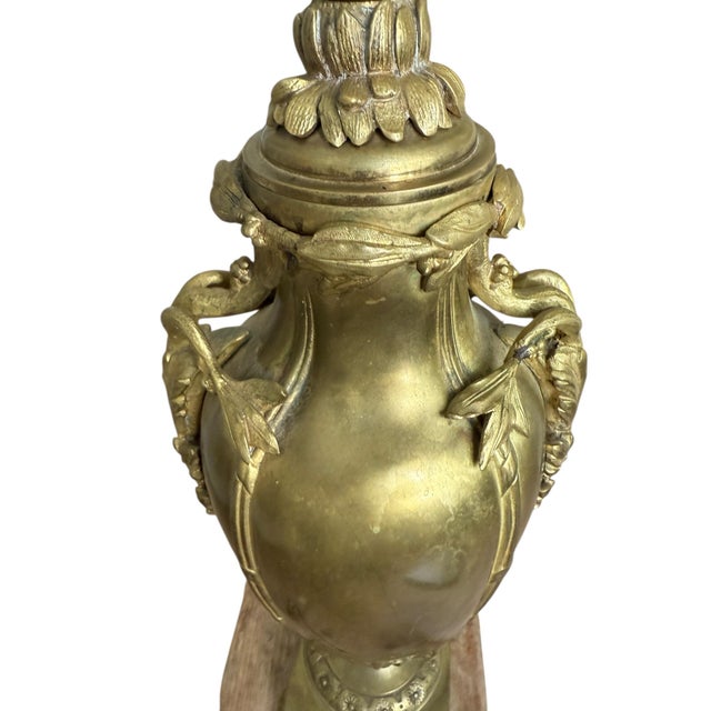 Bronze Continental Gilt Bronze Urn Form Table Lamp by Nerdmann Aeramenn. Neoclassical For Sale - Image 8 of 12
