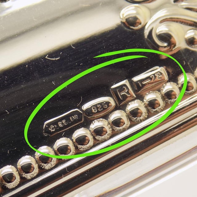 Vintage Italian Handmade Genuine Sterling Silver 925 & Plexiglass Laminated Desk Binder Clip For Sale - Image 9 of 11