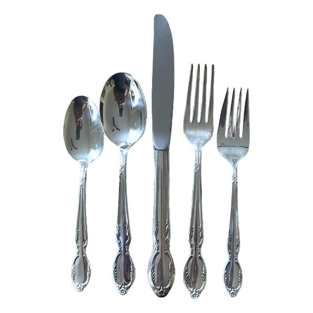Vintage Rogers “Royal Manor” Silver Plate Flatware Service for 10 to 12 — 62 Pieces For Sale