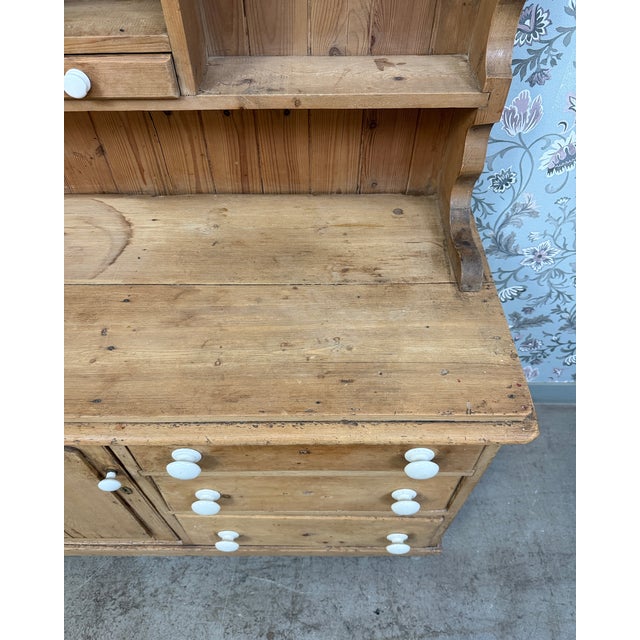 Antique English Two-Part Buffet in Pine, 1890s For Sale - Image 17 of 18