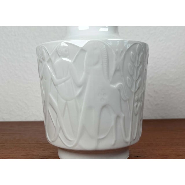 White Vintage German White Porcelain Paradies Series Vase by Kurt Wendler for Edelstein Bavaria, 1970s For Sale - Image 8 of 17