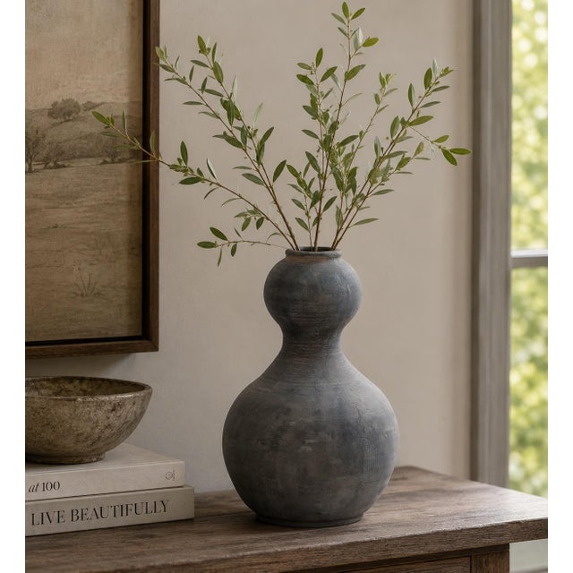 Earthy Gray pottery gourd-shaped vase
