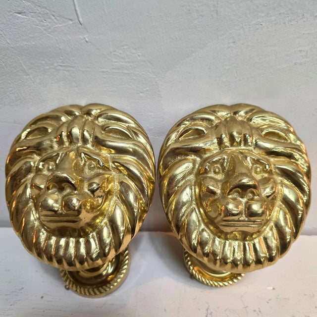 Pair of Solid Brass Lion Head Curtain Tiebacks – Hollywood Regency Drapery Holdbacks For Sale - Image 9 of 11