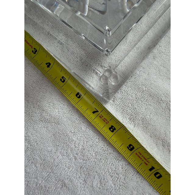 1970s Vintage Lucite Lamp Springer Hollywood Regency Heavy Clear Euc Square Stacked For Sale - Image 5 of 9