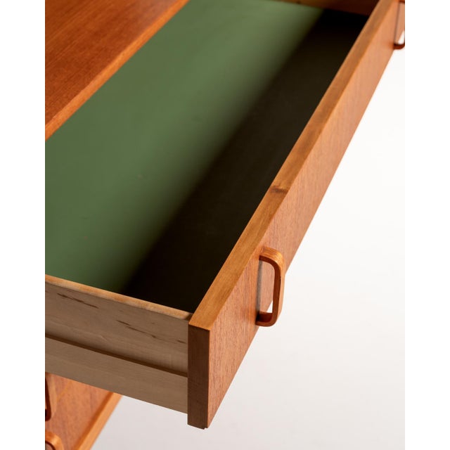 Bodafors Teak Bookcase by Bertil Fridhagen for Bodafors, 1950s For Sale - Image 4 of 8