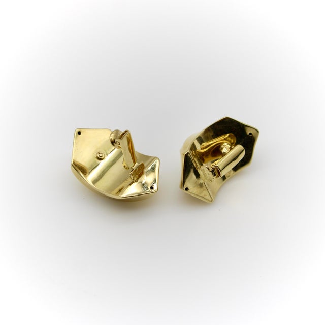 1980s Vintage Bassani 18k Gold Sculptural Earrings - 2 Pieces For Sale - Image 5 of 7