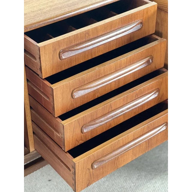 Wood Fresco Sideboard by Victor Wilkins for G Plan, 1960s For Sale - Image 7 of 11